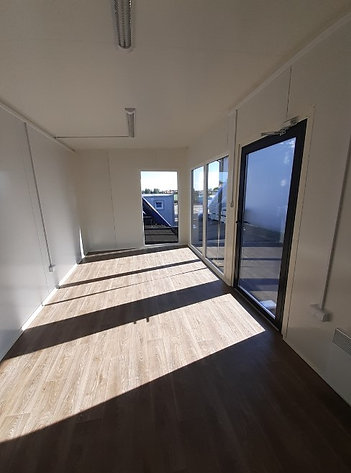 Oficina Contenedor 18 m² – Aislada, con Baño y Kitchenette Listos para Usar - Imagen 3