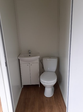 Oficina Contenedor 18 m² – Aislada, con Baño y Kitchenette Listos para Usar - Imagen 5