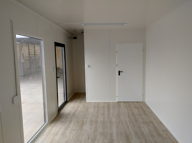 Oficina Contenedor 21 m² – Aislada, con WC y Kitchenette Listos para Usar - Imagen 4